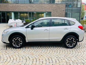 Subaru XV 2.0i 4x4 AUTOMAT SENZORY VÝHŘEV SERVISKA - 10