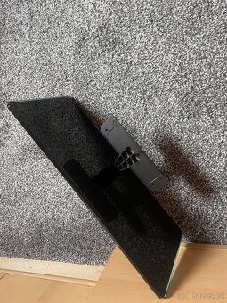 Stojan podstavec držák na televizi - 10