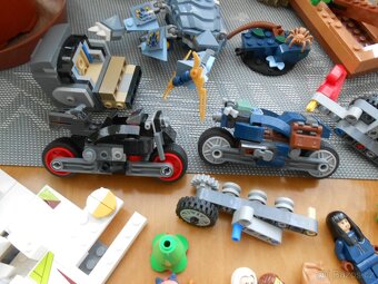 Lego mix 2kg + LEGO uložný box 15x12cm - kusy a druhy foto - 10