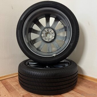 MAZDA 3 5x114,3 R18 ET45+LETNÍ 215/45R18 7,5mm - 10