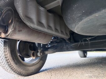 Dacia Duster 1.6 77 kW 11/2012 LPG - 10