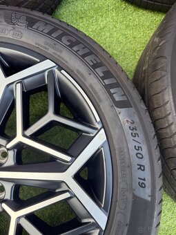 Hyundai Tucson N-Line originální letní sada Michelin 235/50 - 10