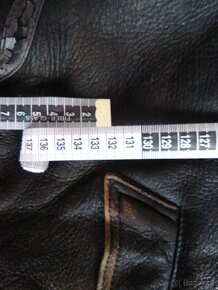 Prodám koženou bundu z kožíškem Zn.KARA - 10