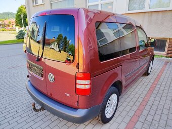 Volkswagen Caddy 1.6 TDI 75kW 5 míst rok 2013 - 10