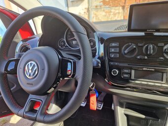 VW UP 50Kw CNG HIGHLINE – ČR – MAX.TOP STAV - 10