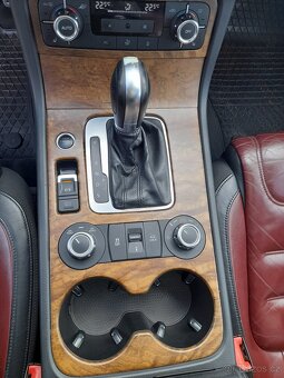 Volkswagen Touareg 4.2TDI V8 250kw - 10