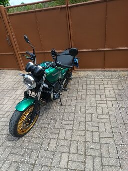 Kawasaki Z650RS ročník 2023 - 10