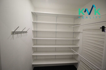 Prodej bytu 3+1, 68 m2, Krušnohorská, Karlovy Vary - 10