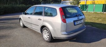 Ford Focus kombi 1.6TDCI 16V 80Kw r.v.2005 opravený - 10