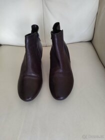 Kotníčkové boty na platformě vel. 40 - 10