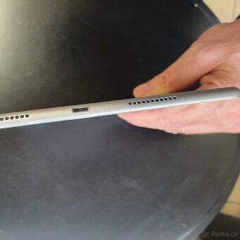 Apple iPad Air 3, top stav + App.stylus +2 pouzdra - 10