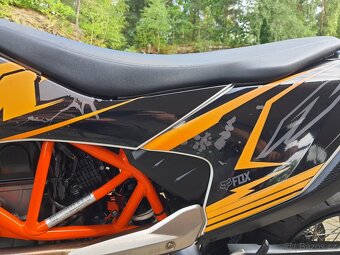 KTM 690 SMC-R - SUPER STAV 175.000,- Kč - 10