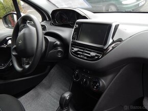 Peugeot 208 1,2i 60kW - 10