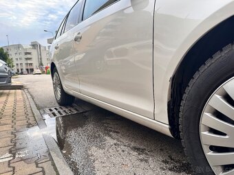 Volkswagen Golf 6 1.6TDI 77KW - 10