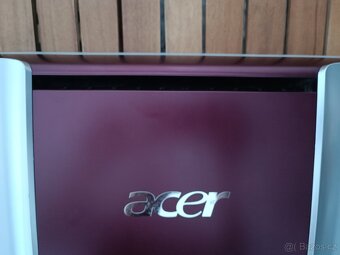All in one dotykový Acer 23“ Full HD NVIDIA GeForce G210M - 10