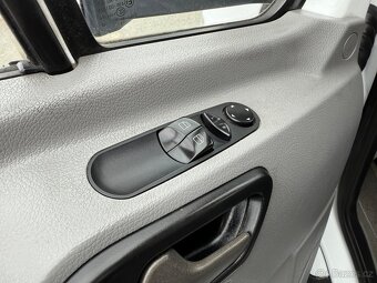 Mercedes Sprinter 519 CDI V6 do 3,5t První majitel - 10