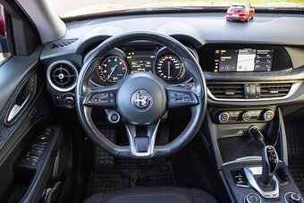 Alfa Romeo Stelvio /AJ NA SPLATKY/ - 10