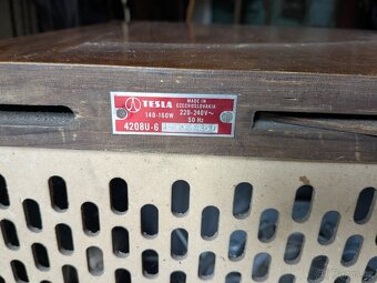 Starý televizor Tesla - 10