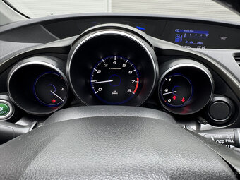 honda civic 8g 1.8    ,  2013  ,  109000km - 10