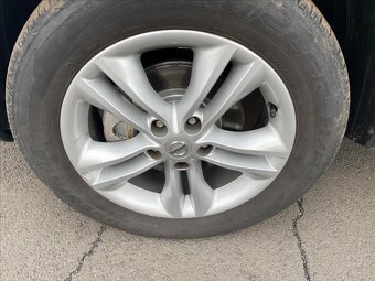 Nissan Qashqai 2,0 (2012) - 10