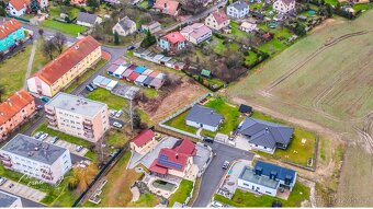 Prodej pozemku 1 040 m v Bohutíně klidná lokalita u rybníka - 10