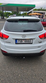 Hyundai IX35 2.0CRDI 4x4 CEBIA - 10