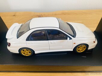 Subaru Impreza WRX STI (2001) 1:18 AUTOart - 10
