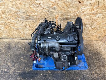 ČÁSTEČNĚ NASTROJENÝ MOTOR 1.9 TDI 66KW AHH - 10
