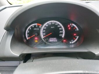 Prodam Mazda 5 , 2.0 Diesel , 7 mist , hezky stav - 10