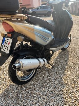 MP Korado Via 125 - 10