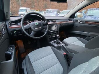 Škoda Superb Combi 1.6 TDI 77kW klima xenon tempomat 2011 - 10