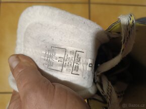 Brusle Dětské Youth CCM super tacks 9380 ... EU 29,5 - 10