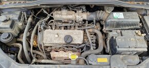 Hyundai Getz, 1.0 i, 46kW, rok výroby 2004,typ motoru G4HD. - 10