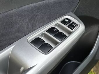 Subaru Forester SH 2.0 D 108kW 4x4 SUV ALU kola Tažné 2 tuny - 10