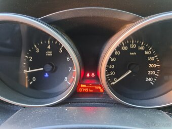 Mazda 5 2.0i DISI 7míst xenony - 10