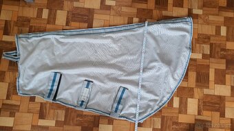 Deka s krkem a maska proti hmyzu - 10
