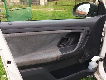 Škoda Fabia II combi 1.4/16V, 2010, 2. majitel - 10