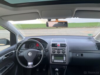 Volkswagen Touran 2.0 tdi - 10