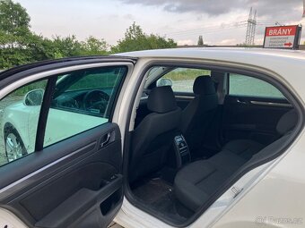 ŠKODA SUPERB II SEDAN 1.8TFSI 118KW DSG 2014 - 10