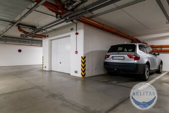 Nezařízený byt 1+kk v novostavbě, 28 m², garážové stání, Pra - 10