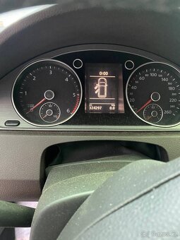 PRODÁM- VW PASSAT B7 1.6 TDI - 10