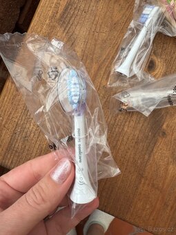 Náhradní PREMIUM hlavice na Philips sonicare, originál - 10