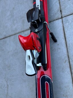 Lyže, boty, hůlky. - 10