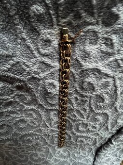 Zlatý náramek - 10