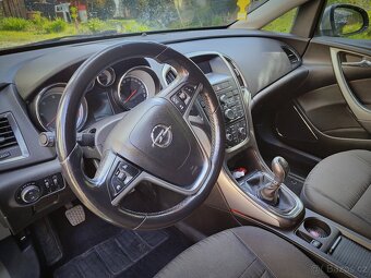 Opel Astra J 1.7 cdti - 10