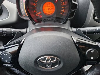 Toyota Aygo 5 dv. AUTOMAT KAMERA 1. majitel STK - 10
