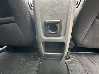 Ford C-Max 1.6TDCi 66kW 2008 panorama - 10