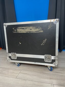 Prodám otočné hlavy 575W + CASE na kolečkách - 10