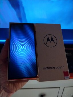 Motorola edge 40 red edition 12/256 gb - 10