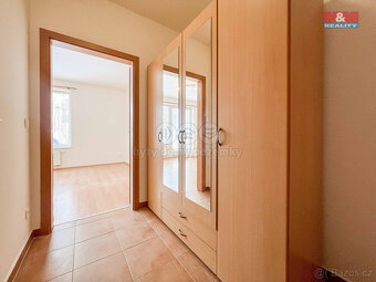 Pronájem bytu 1+kk, 32 m², Praha 10, ul. Hornoměcholupská - 10